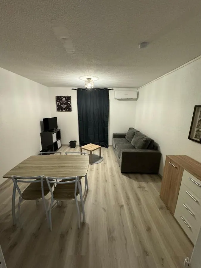 Studio Avec Terrasse Vue Sur Cousson location